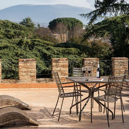 Petrignano Relais Parco Dei Cavalieri Assisi酒店 外观 照片