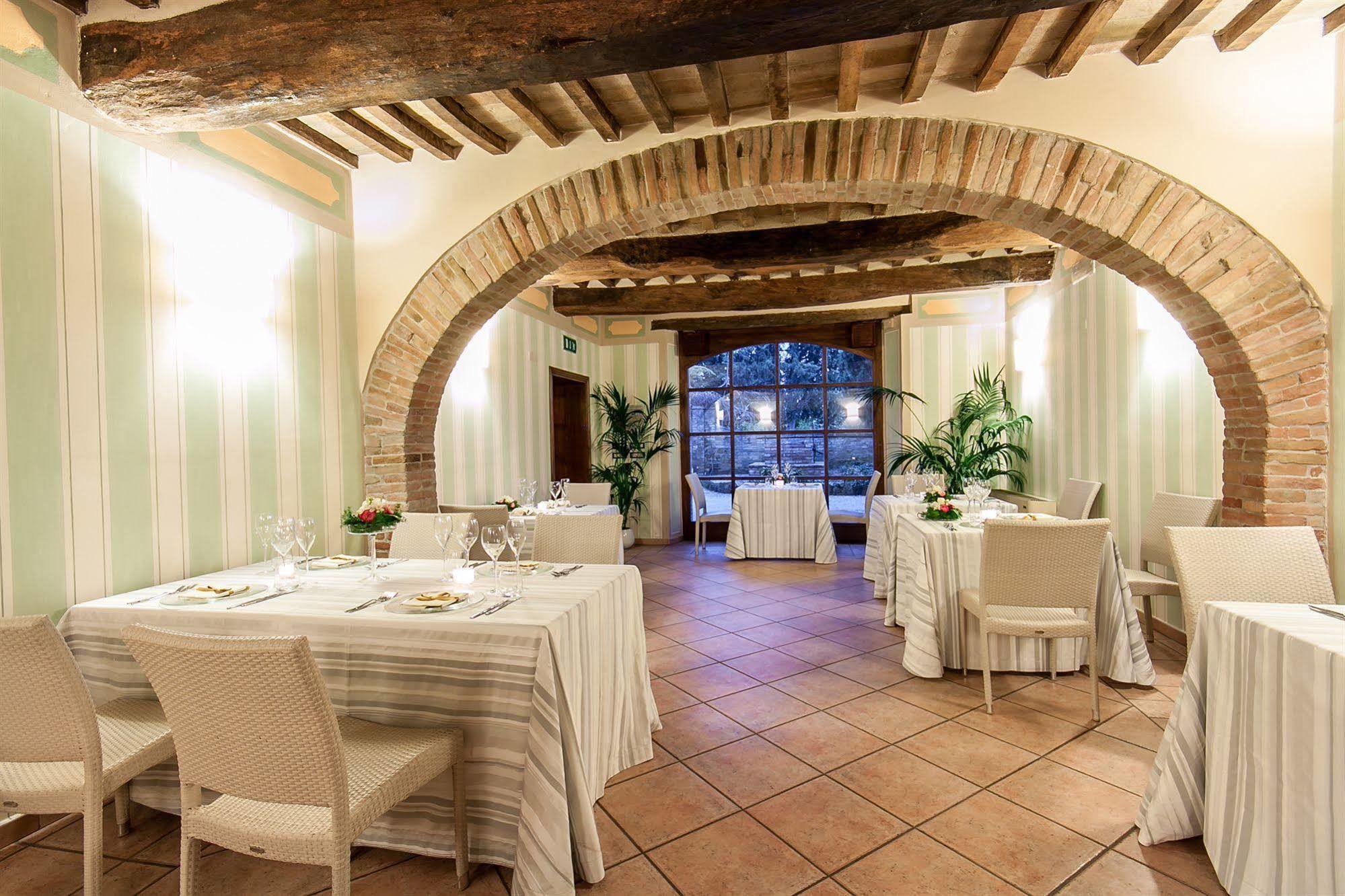 Petrignano Relais Parco Dei Cavalieri Assisi酒店 外观 照片
